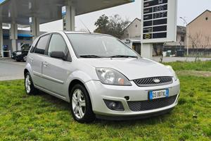 Ford fiesta 1 2 benzina ok neopatentati
