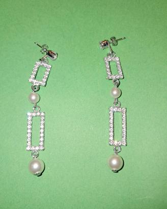 orecchini pendenti con strass