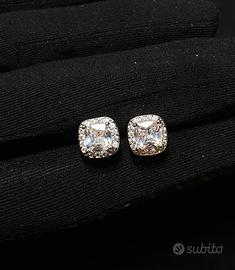 orecchini quadrati con diamante e zirconi