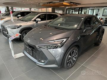 Toyota C hr allestimento lounge