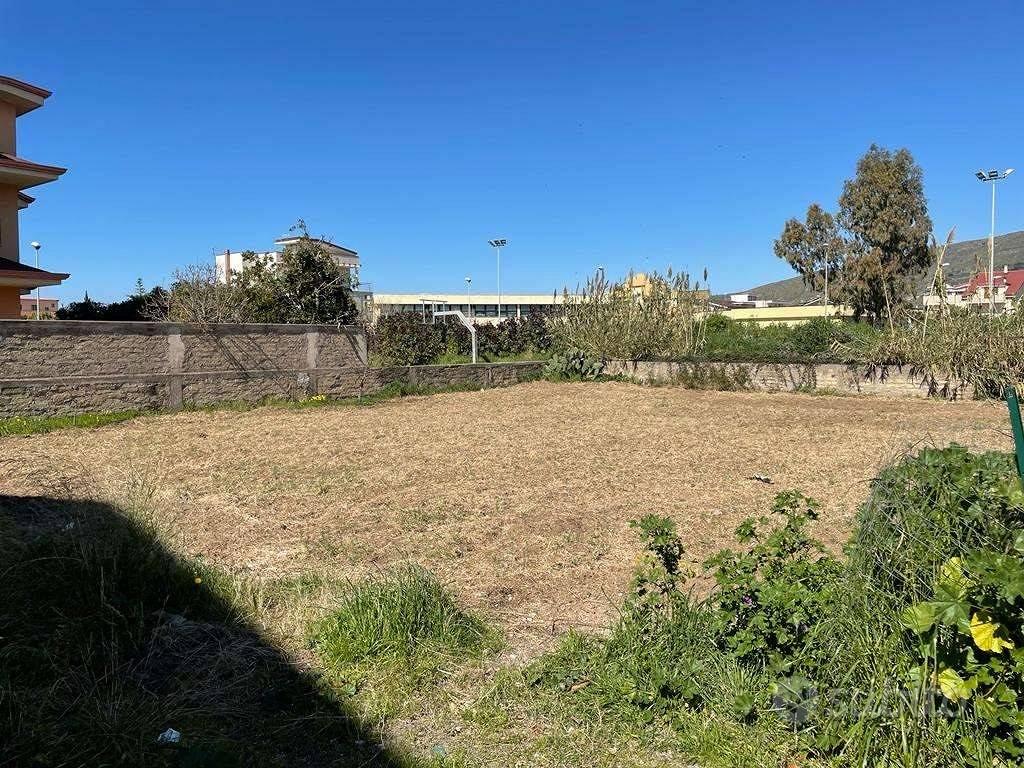 Terreno di 850 m² a Mondragone - Vista 2