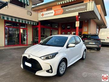 TOYOTA - Yaris 1.0 Active