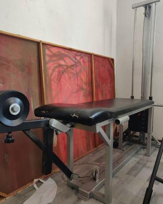 leg extension e leg curl con pacco pesi