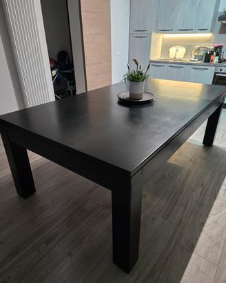 Biliardo con copertura