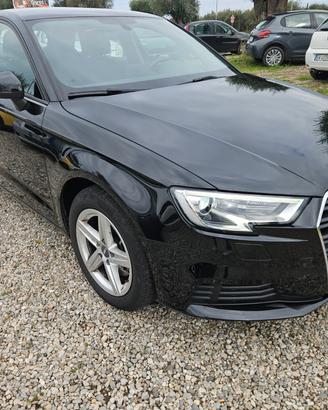 Audi A3 SPB 35 TDI S tronic Business