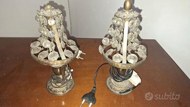 Camera da letto vintage con arredi vari