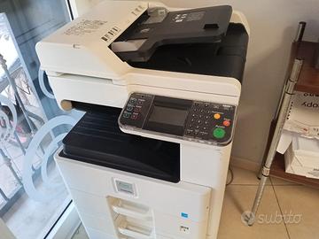 Fotocopiatrici ufficio