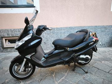 x8 400 piaggio perfetto  kit Malossi 