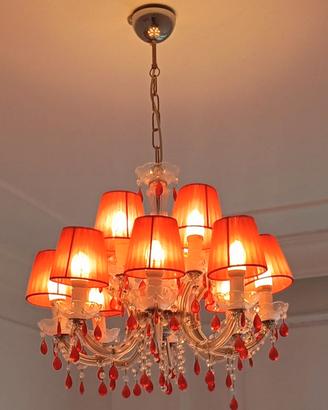 Stock di Lampade e Lampadari in Vari Colori