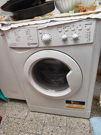 lavatrice Indesit 7kg 