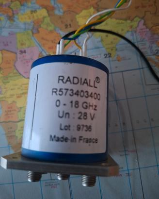 Commutatore coassiale SP4T