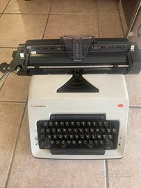 Macchina da scrivere olympia sg 3