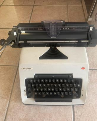 Macchina da scrivere olympia sg 3