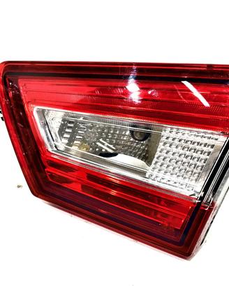 STOP INTEGRATO NEL PORTELLONE RENAULT Clio Serie I