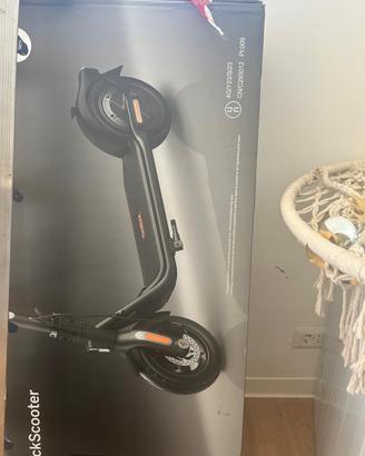 monopattino elettrico ninebotkickscooter F2 plus