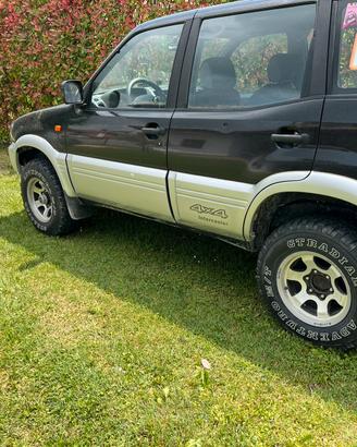 Cerchi e gomme fuoristrada