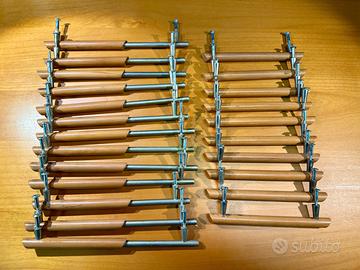 Maniglie in legno massello e metallo