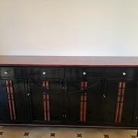 Madia in legno nero e marrone