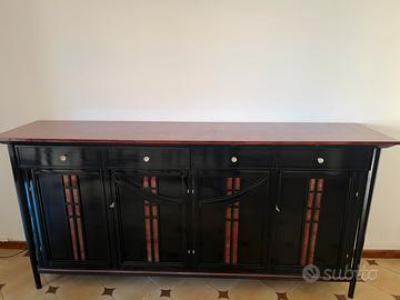 Madia in legno nero e marrone