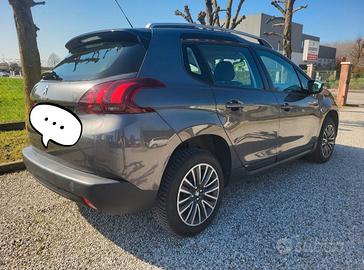 Peugeot 2008- 82cv - benzina- neopatentati 