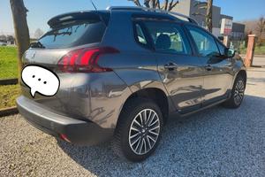 Peugeot 2008- 82cv - benzina- neopatentati 