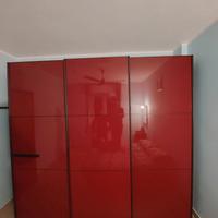 ARMADIO A ANTE SCORREVOLI 