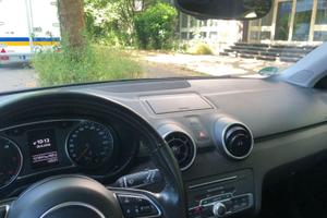 Audi A1 Sportback 1.4TDI 90 CV  06/2015  127.000km