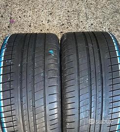 275 30 20 Michelin