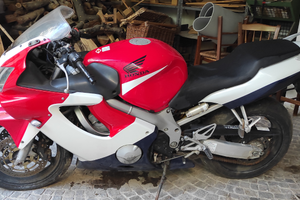 Honda CBR 600 F