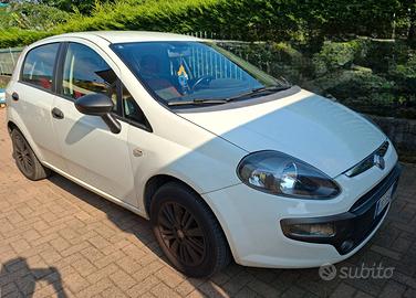FIAT PUNTO 1,2 BENZINA NEOPATENTATI