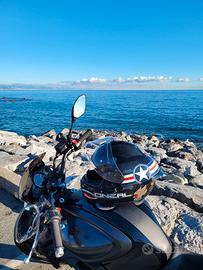 Suzuki SFV Gladius 650 - 2014