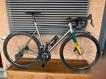 Bici da corsa tred aracnide