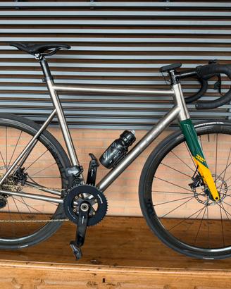 Bici da corsa tred aracnide