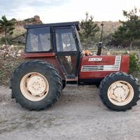 Trattore Fiat 680 dt