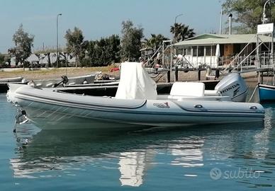 Gommone Motonautica Vesuviana 650 Comfort