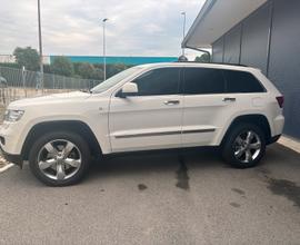 Jeep grand cherokee 3.0 CRD Overland gancio traino