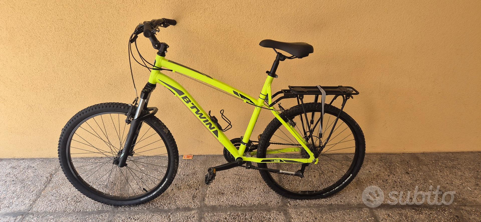 Bici gialla Mountain bike rockrider decathlon Biciclette In