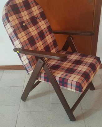 Sedia sdraio con imbottitura schienale regolabile