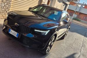Volvo XC40 Plus Black Edition