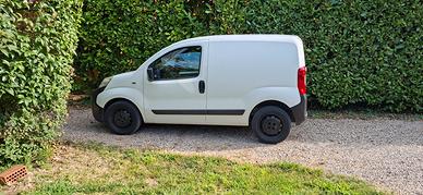 peugeot bipper 