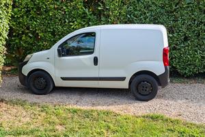 peugeot bipper 
