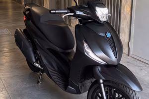Piaggio Beverly 400 Deep Black – 2024