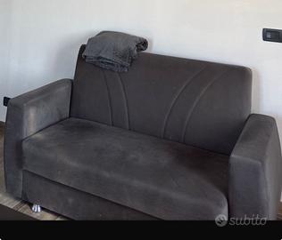 Divano 2 posti
