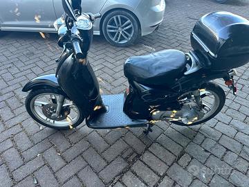 Aprilia Scarabeo 50 - 2009