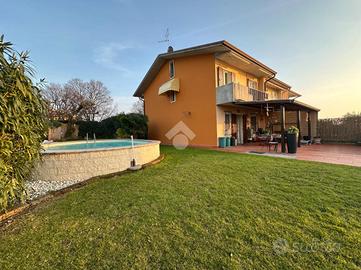 TRIFAMILIARE A BUSSOLENGO