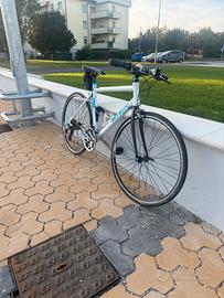 Bici da corsa BTWIN rockrider