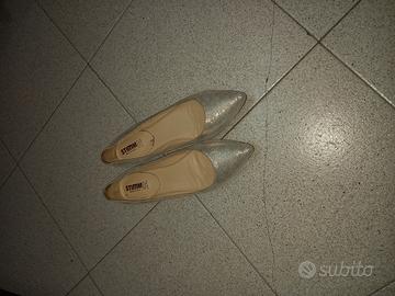 Scarpe eleganti e stivaletti invernali