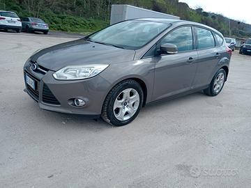 Ford focus 1.6 115cv