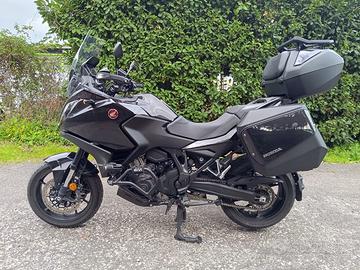 Honda NT 1100 DCT (2023) - Full Optional - Condizi