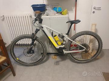 ebike cube reaction pro bosch M ruote 29